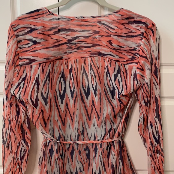 Ella Moss small tunic with grey tank top - Picture 16 of 16